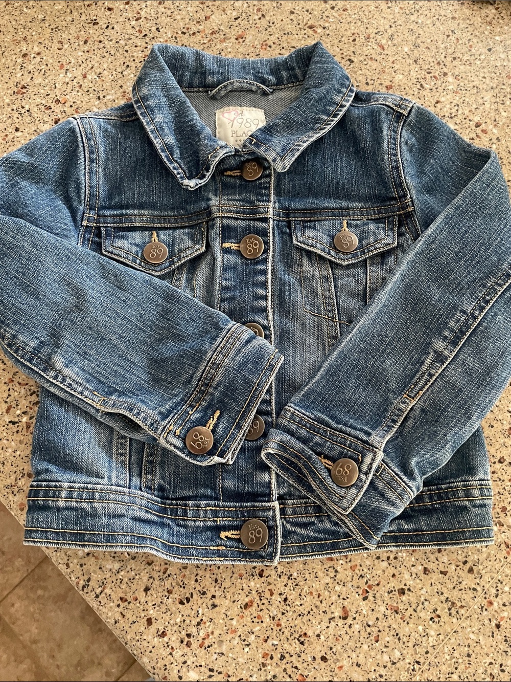 Children’s Place Unisex Denim Jacket Sz 4